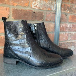L’intervalle Black Leather Croc ankle boots 37